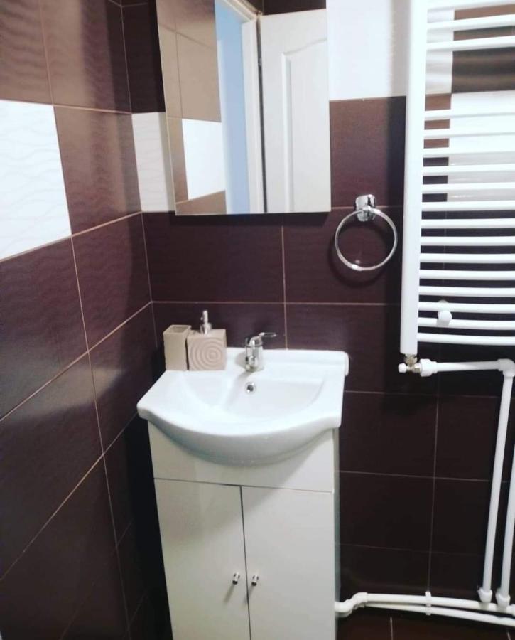 Casa Raul Apartman Coramnic Kültér fotó